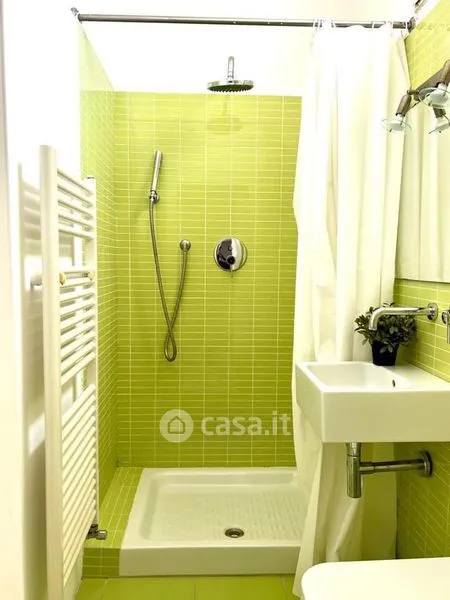 Bathrooms - Restored House with Terrace in Brindisi Centre