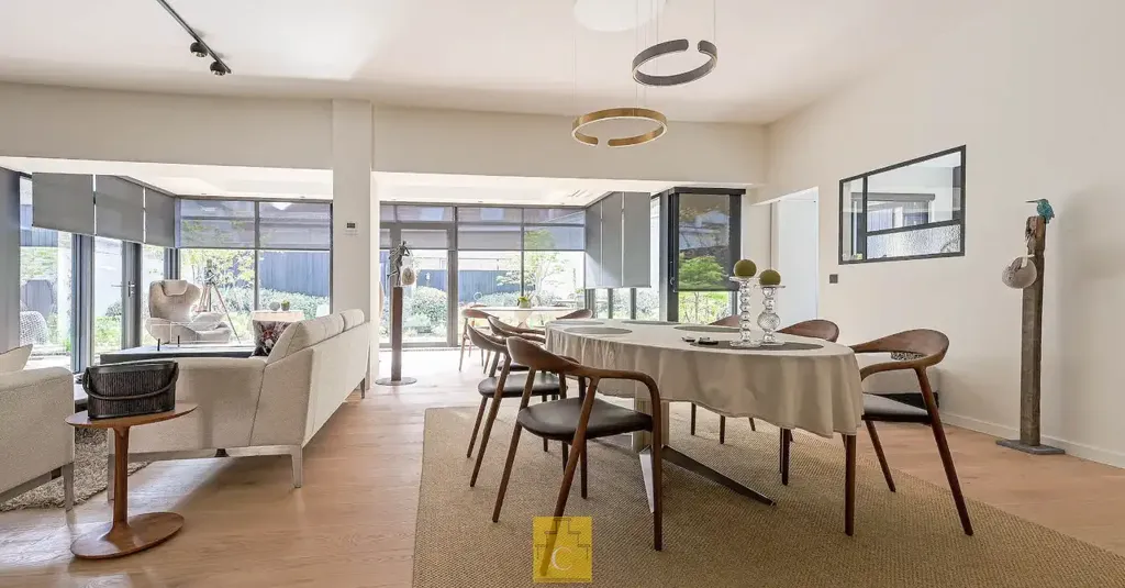 Söögituba - High-End Apartment with Private Garden in Bruges