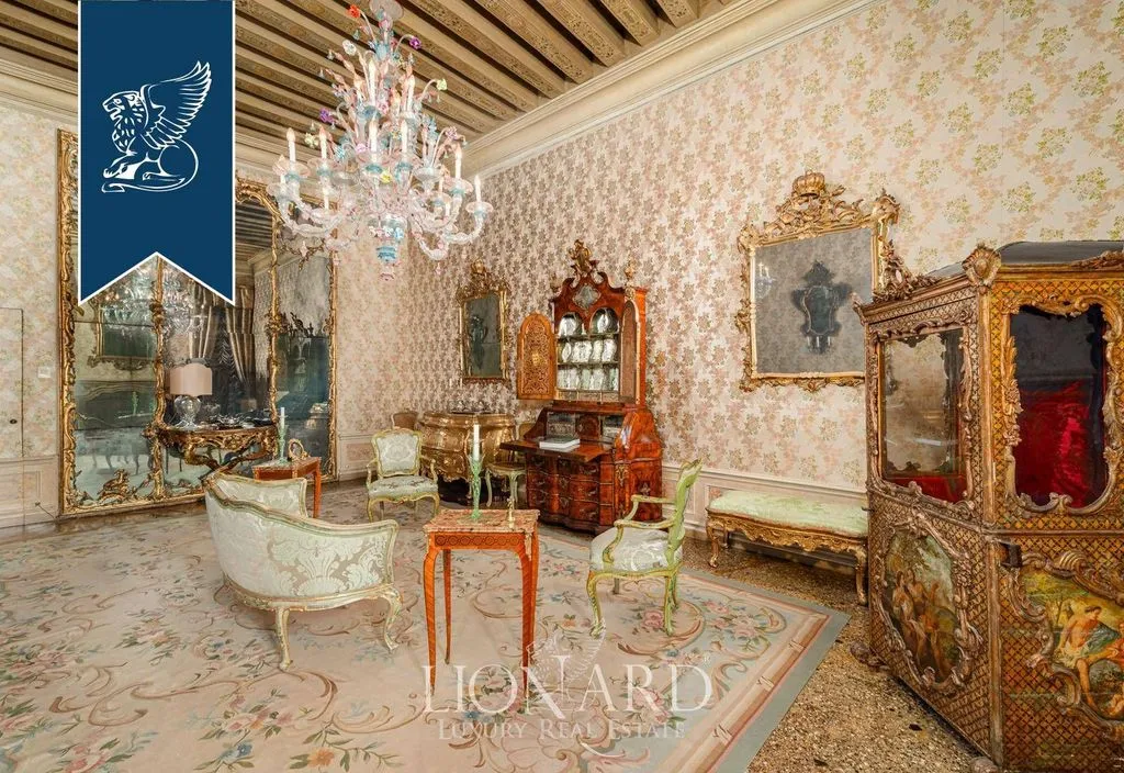 Séjour - Luxury Rococo Apartment with Private Garden in Venice