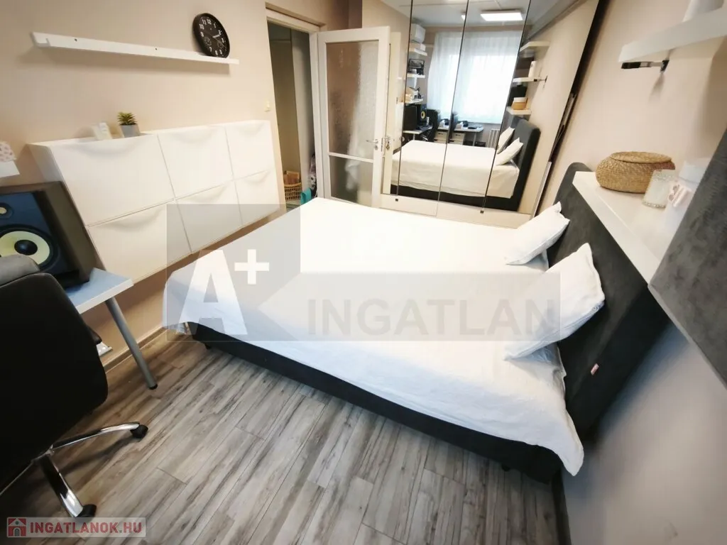 Chambres - Flat with Balcony in Szeged-Rókus