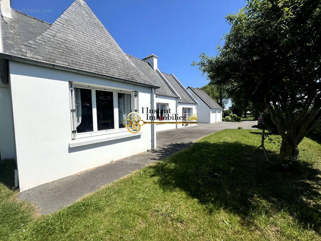 Extérieur - Maison à Rénover avec Grand Terrain à Santec