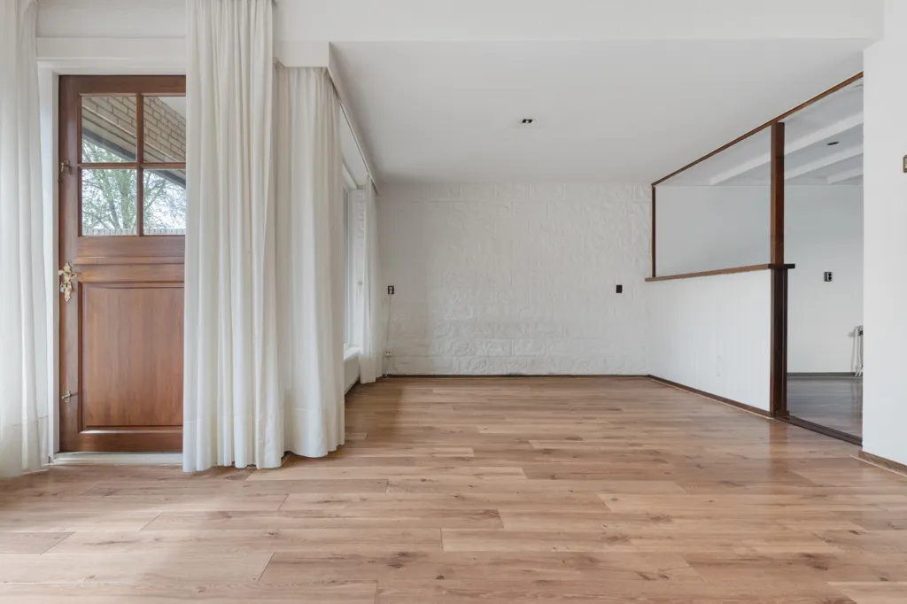 Séjour - Corner House with Garden in Arnhem