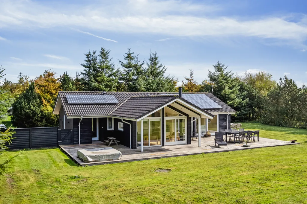 Exterior - Summerhouse with Wellness Area in Ringkøbing