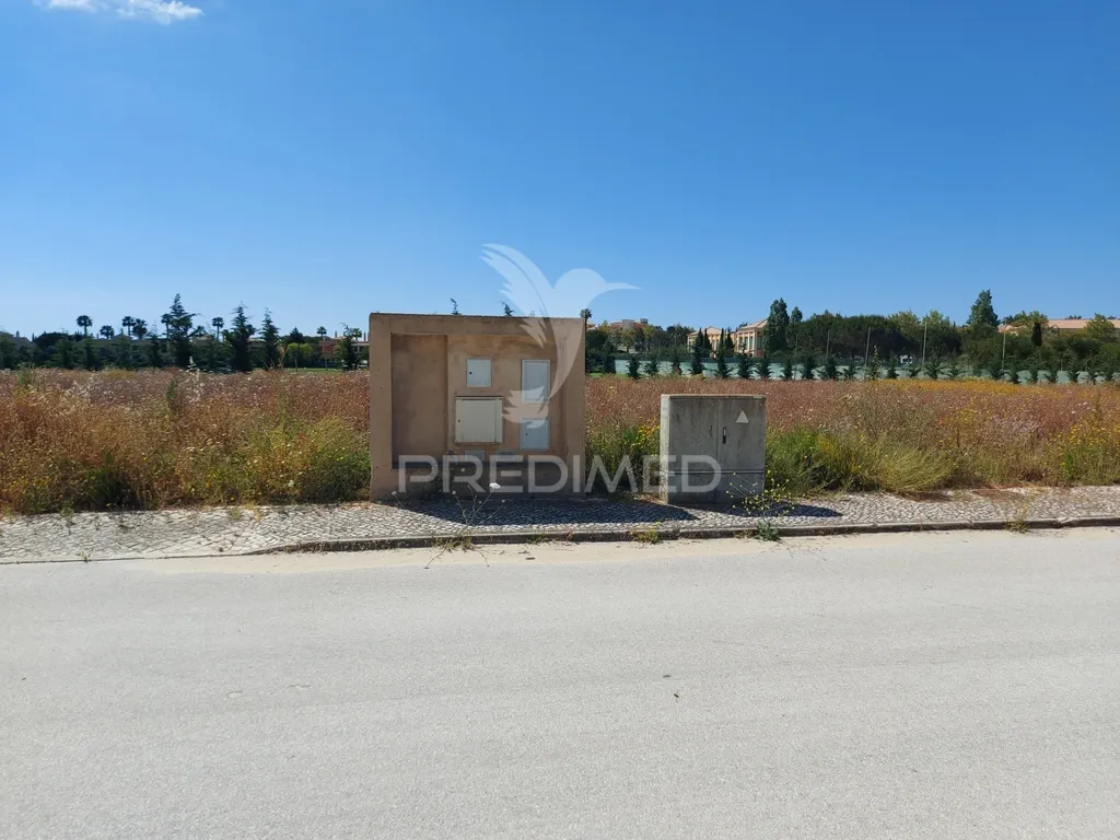 Aed - Luxury Plot in Select Porto de Mós, Lagos