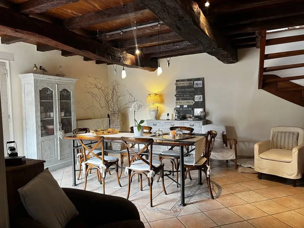 Salle à manger - Villa en pierre avec piscine et vues panoramiques près de Condom