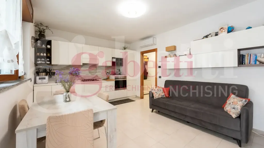 Séjour - Modernised 2-Bedroom Apartment in Milan