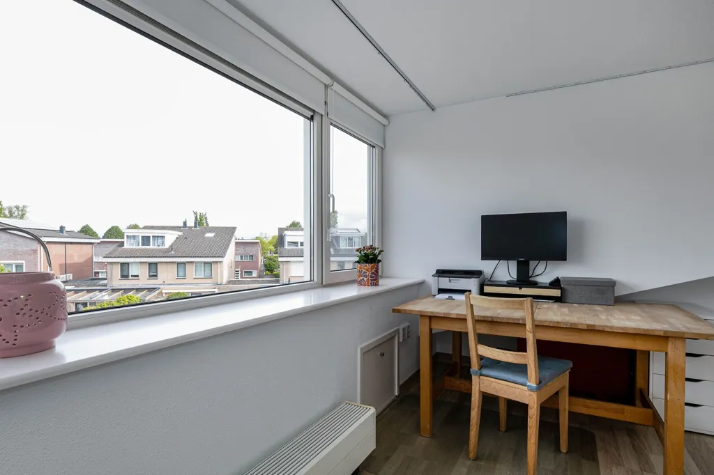 Studio - Spacious Semi-detached House with Garden in Middelaar