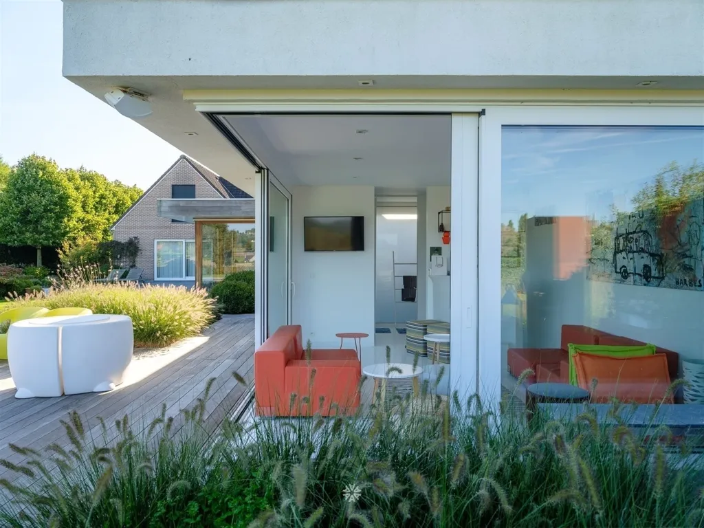 Terrasse - Villa avec Vue Panoramique dans le Pays des Collines
