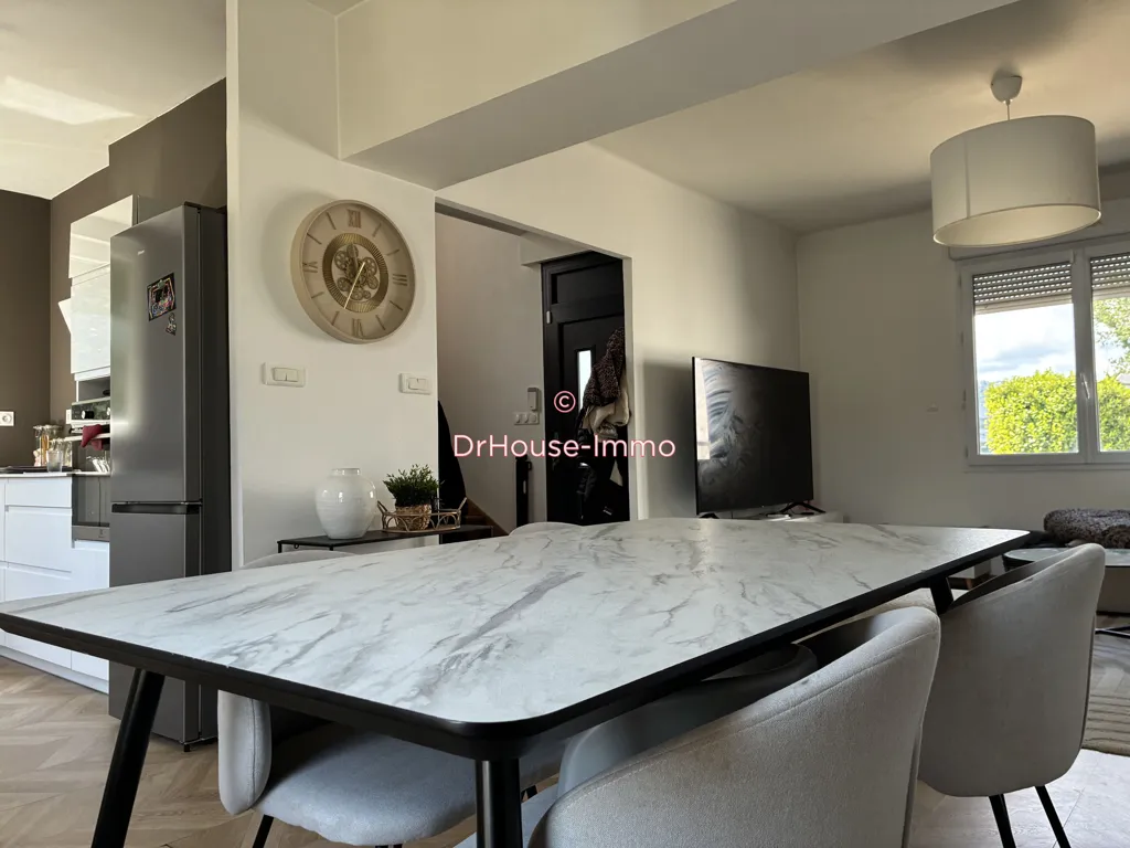 Söögituba - Charming House with Pool in Bourg-lès-Valence