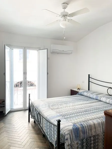 Chambres - Rear-Adjoining Villa with Balcony in Calitri