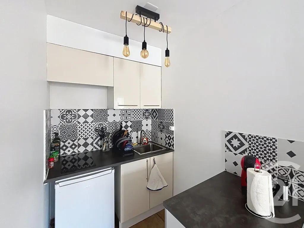 Cuisine - Studio Meublé avec Terrasse Sud à Montpellier