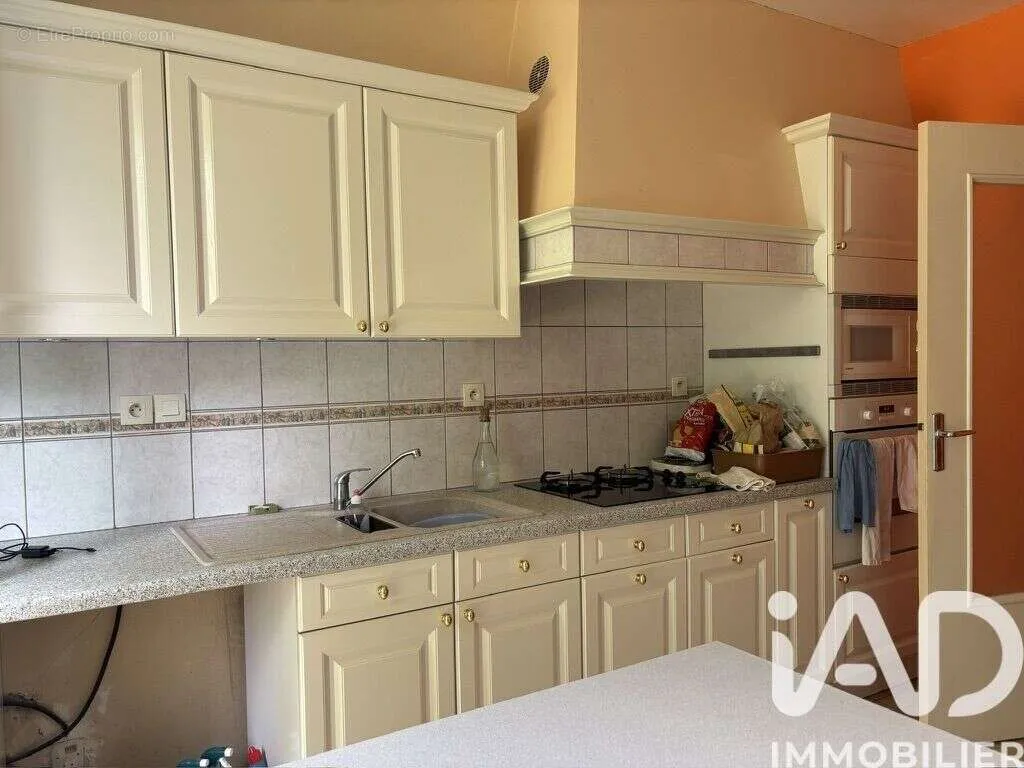 Köök - 3-Bed Apartment with Garden Access in Senlis