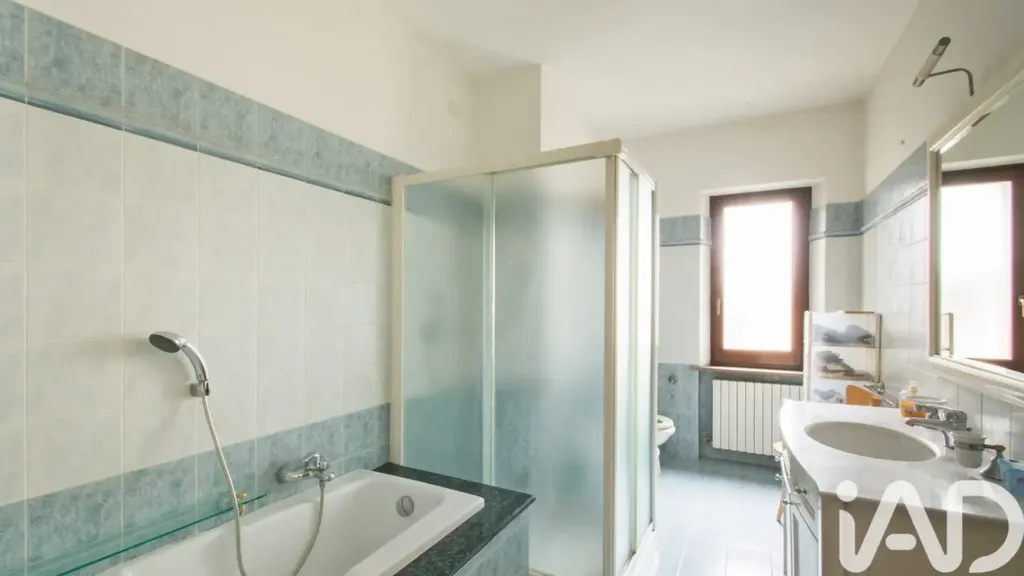 Bathrooms - Villa with Private Garden in Misano Adriatico