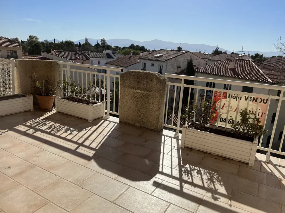 Balcone - Apartment with Mountain View in Perpignan