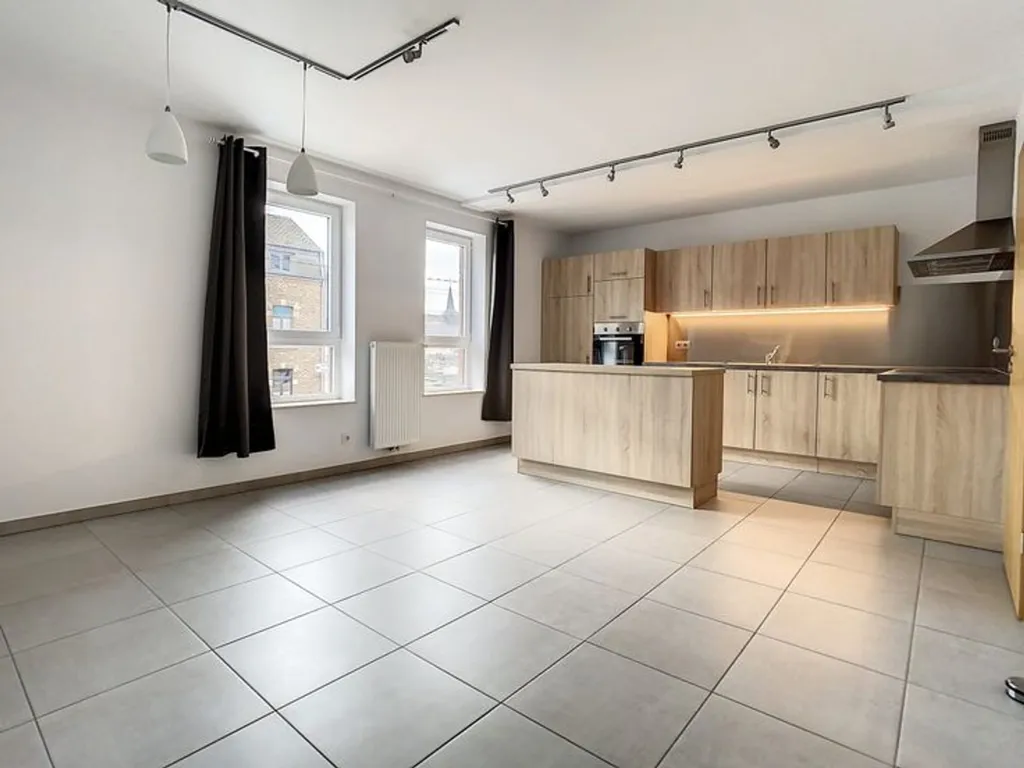 Cuisine - Appartement avec Balcon et Jardin Commun à Marche-En-Famenne