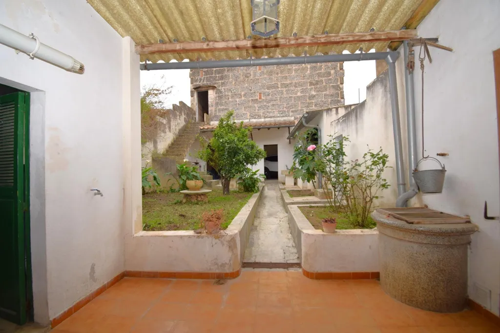 Aed - Charming Townhouse with Garage in Muro