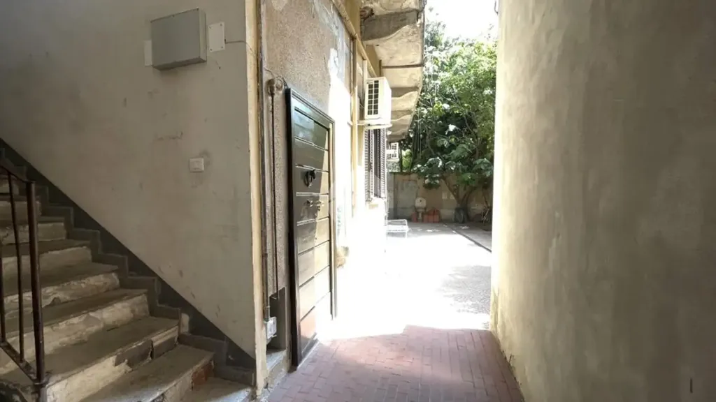 Stanze - Semi-Detached Studio with Mezzanine in Milan