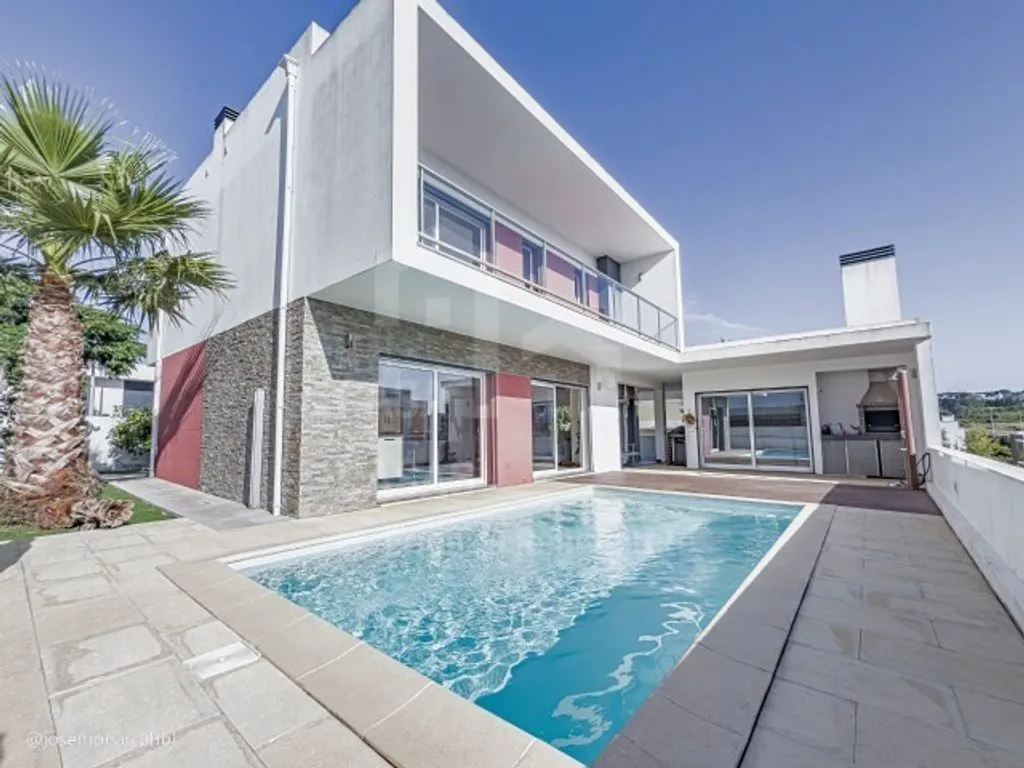 pool_area