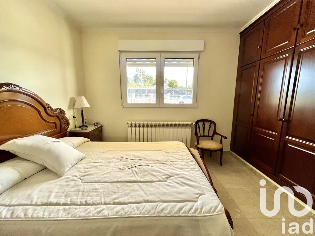 Magamistoad - Spacious House with Extensive Garden in Coirós