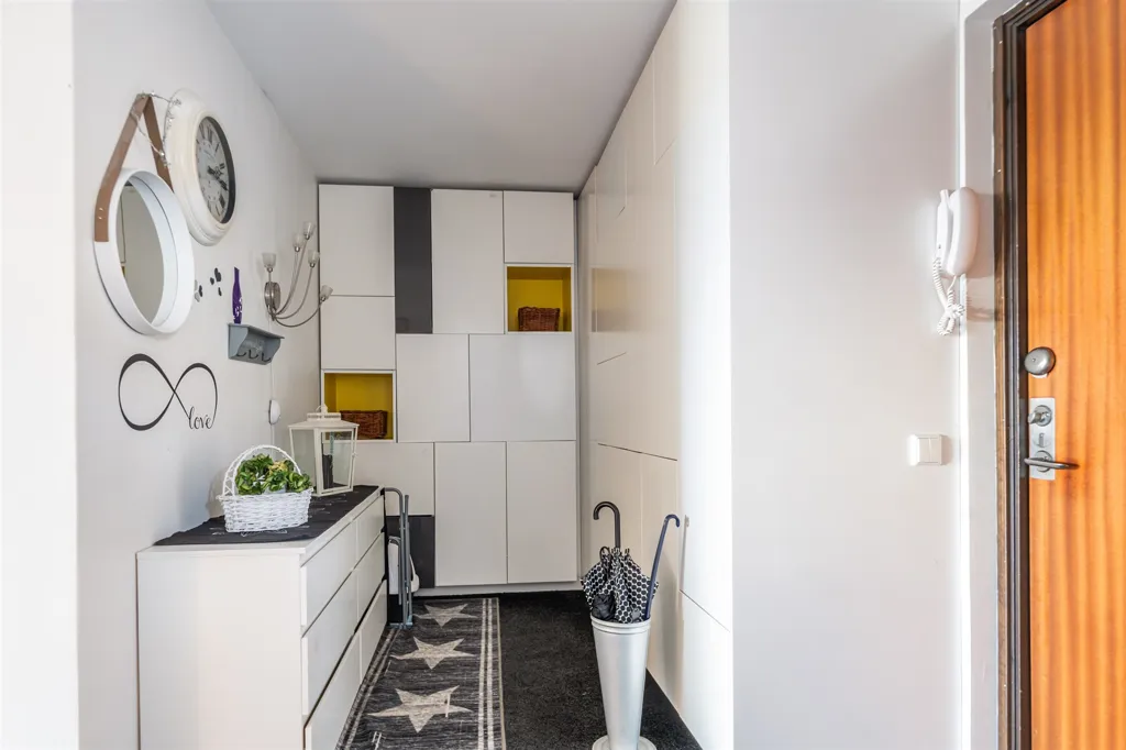 Esik - Apartment with Glazed Balcony in Helsingborg