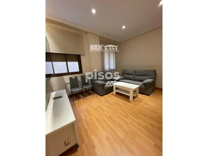 Living Room - Furnished Flat with Air Conditioning in Cáceres