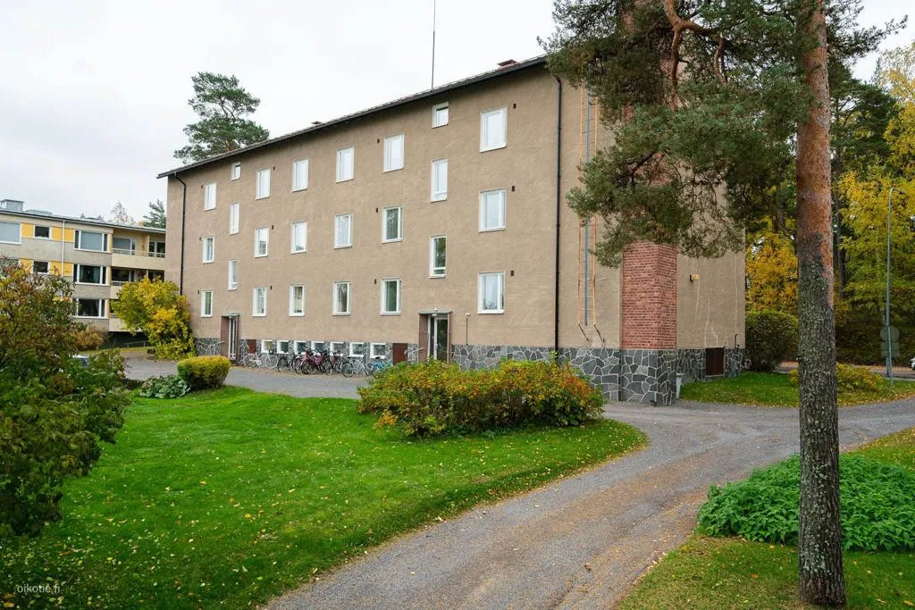 Extérieur - Two-Room Apartment with South-Facing Balcony in Centre