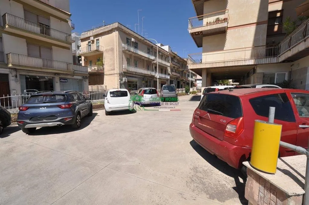 Välivaade - Apartment with Balconies in Via Archimede, Ragusa
