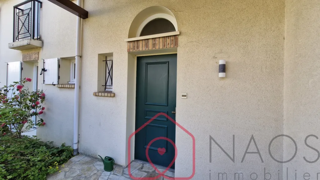 Maison 6 pièces à VAUHALLAN