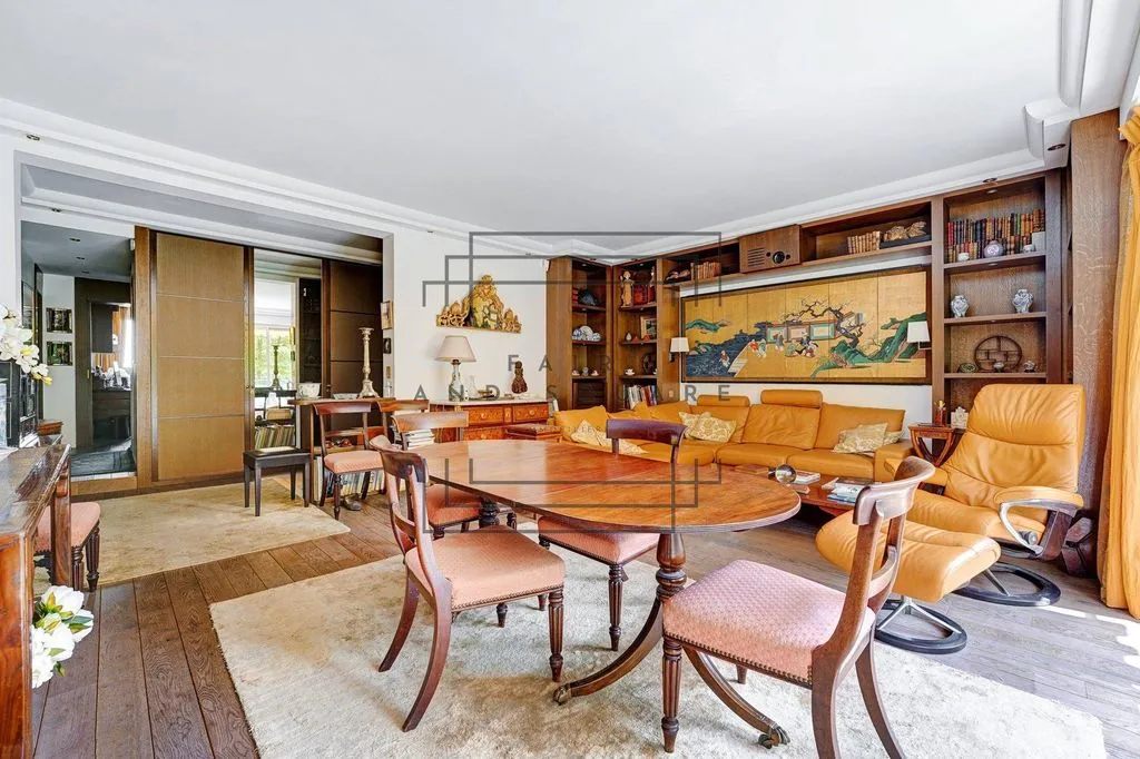 Söögituba - Luxury Flat with Bois View in Neuilly-sur-Seine