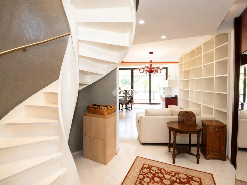 Stanze - Luxury Penthouse with Private Elevator in Basiglio