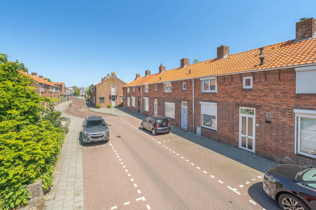 Esterno - Characterful Semi-detached House with Deep Garden in Yerseke