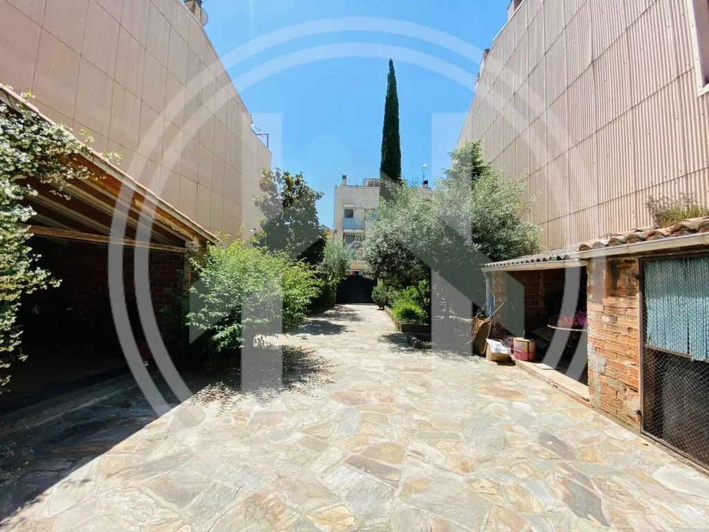 Jardin - Historic House with Garden in Cardedeu Centre