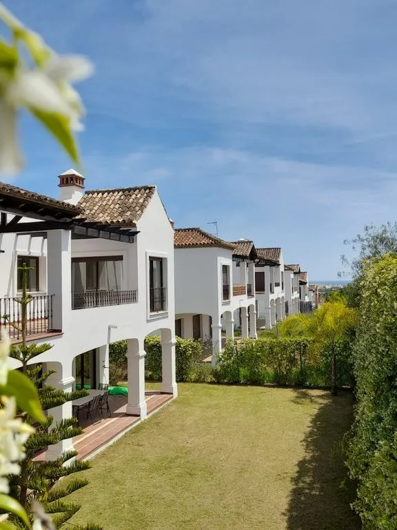 Jardin - Semi-Detached Villa with Golf Views in Estepona