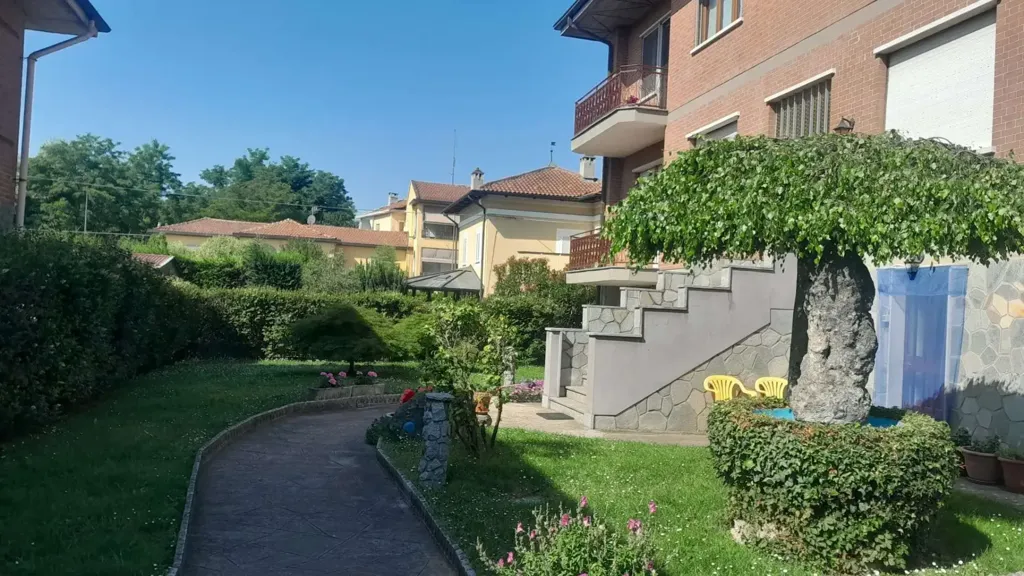 Aed - Quadrilocale with Private Garden in Cambiano