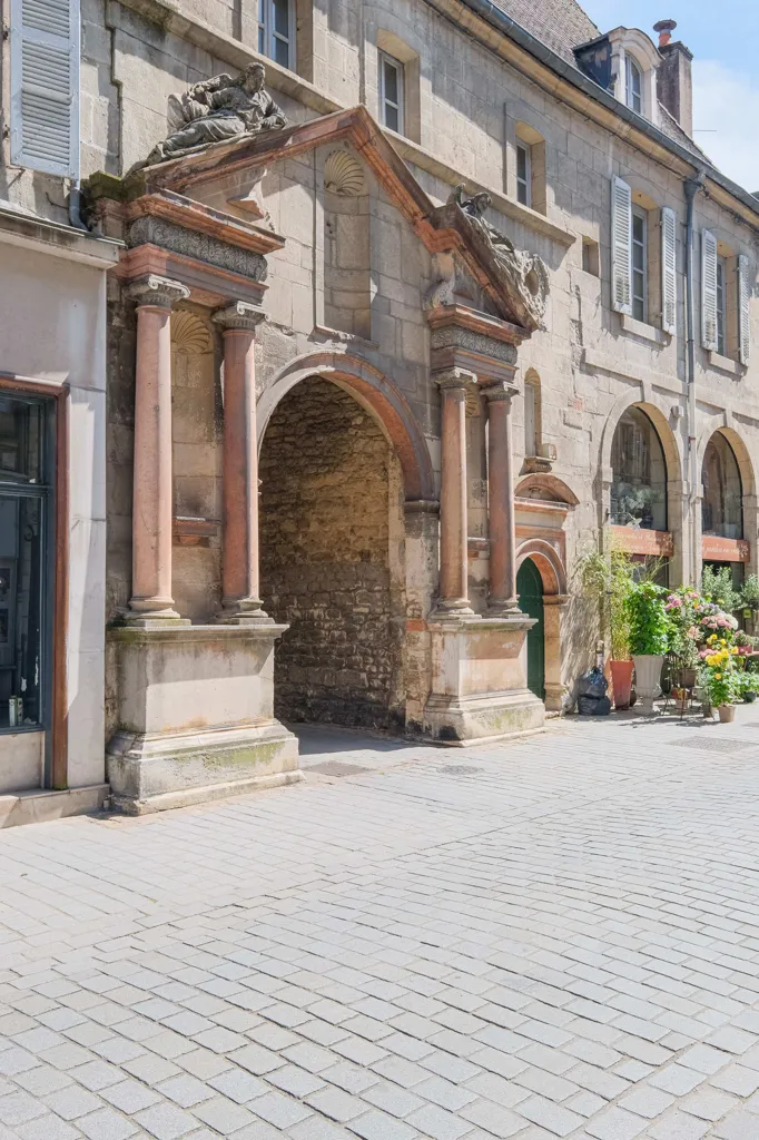Jardin - Appartement dans un monument historique à Dole