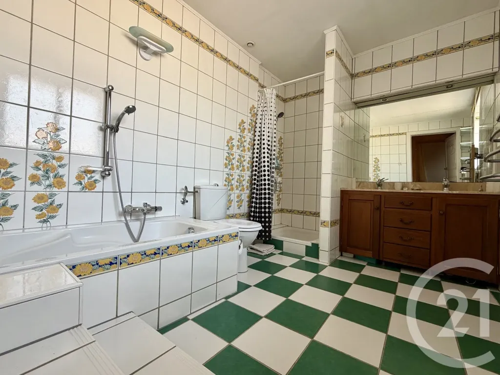 Bathrooms - Charming House with Garden in Basse-Rentgen