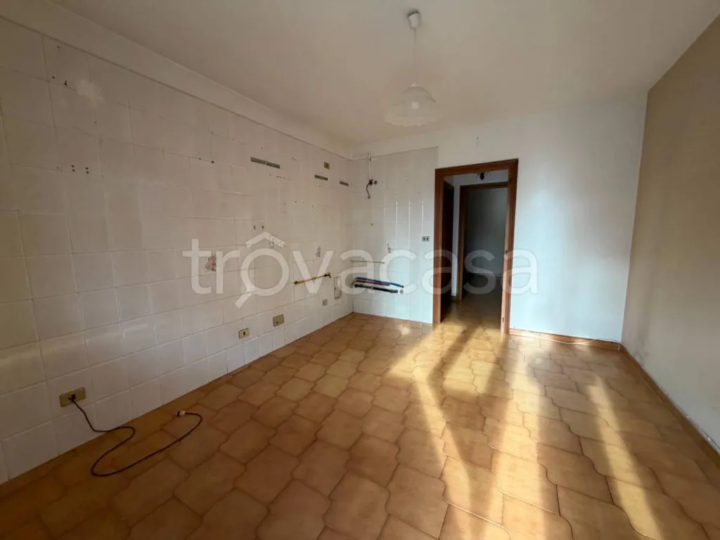 Rooms - Apartment with 80m² Terrace in Piscina via Ron
