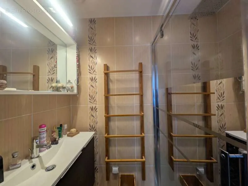 Vannitoad - Charming House with Jacuzzi in Malaunay