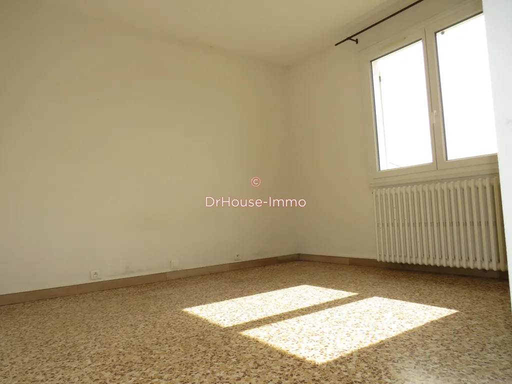 Pièces - Maison avec Deux Appartements à Longvic
