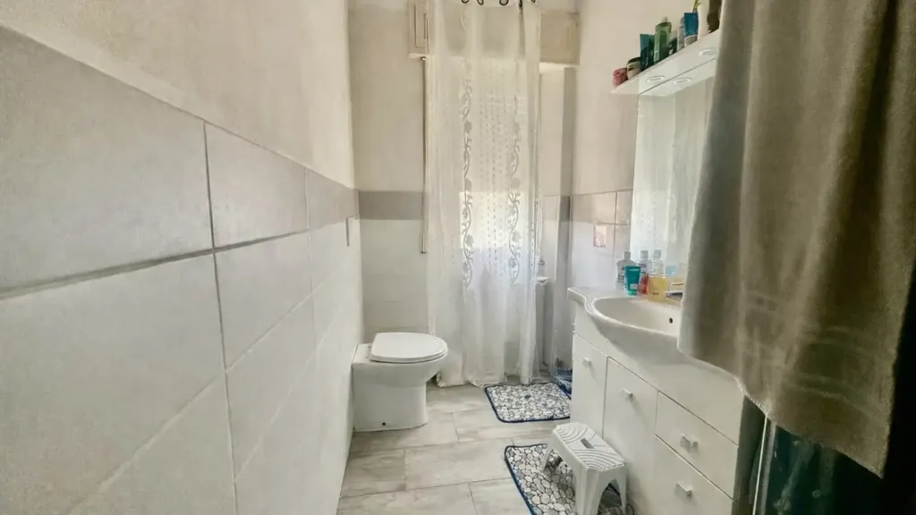 Bathrooms - Bright Apartment with Balcony in Venturina Terme