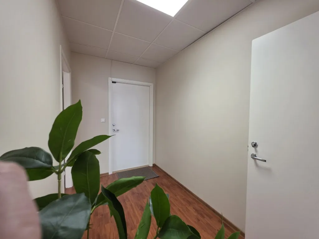 Hallway - Office Space with Good Visibility in Kristiine