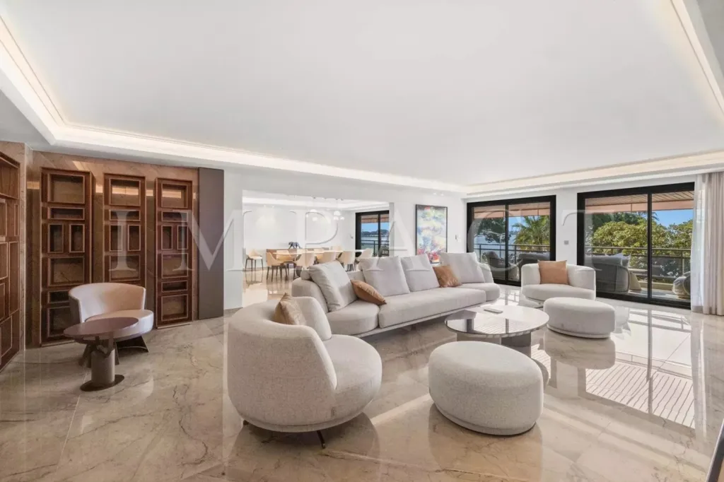 Séjour - Appartement de luxe avec terrasse à Cannes