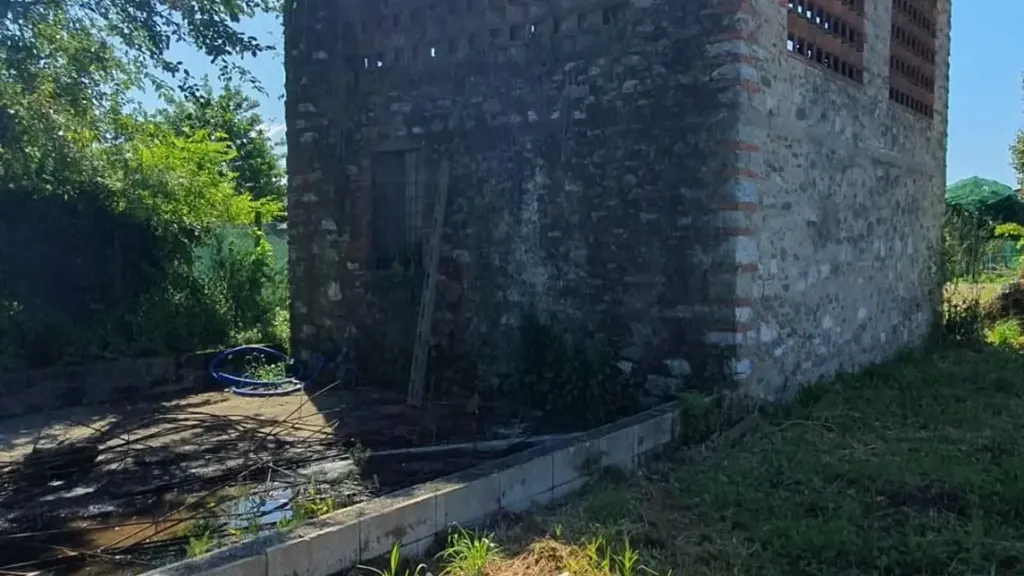 Exterior - Rustic Property to Renovate in Capannori