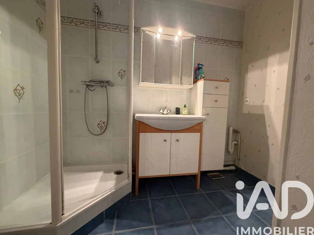 Bagni - Flat with Balcony in Central Location