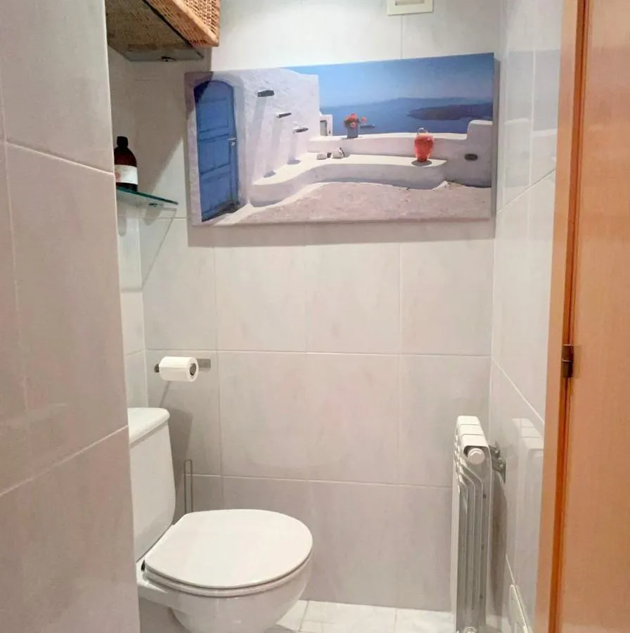 Vannitoad - Modern Apartment with Large Terrace in Mas Lluí