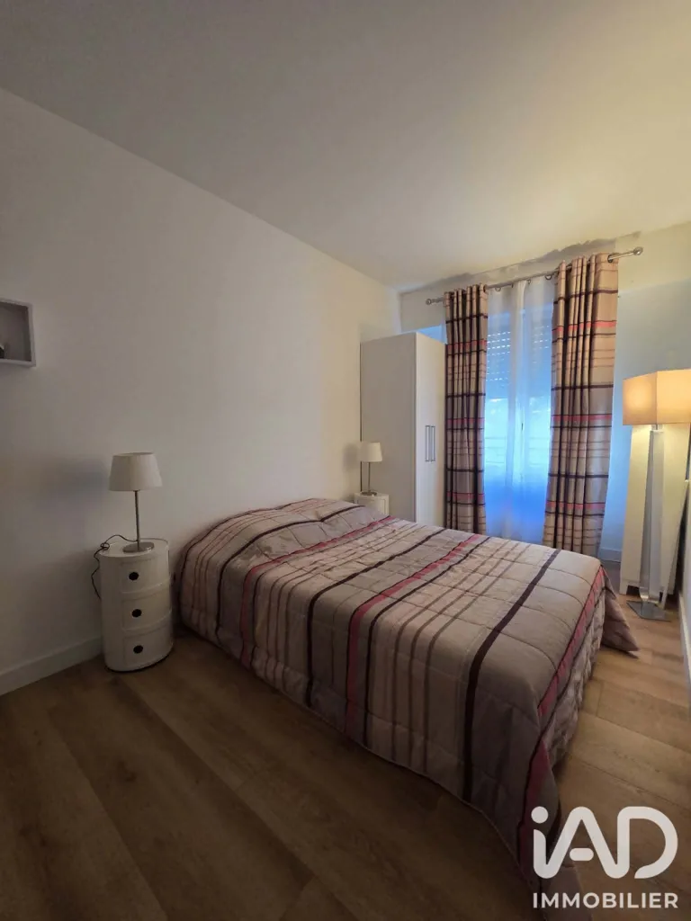 Schlafzimmer - Family Flat with Parking in Nîmes Centre