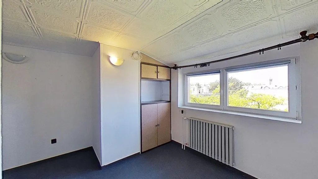 Pièces - Renovatable Apartment with Panoramic View in Veszprém