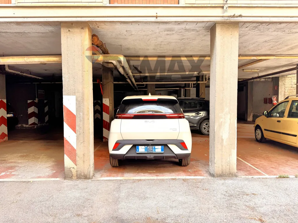 Garage - Spacious Apartment with Parking in Ostia Ponente