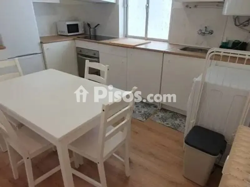 Cucina - Spacious Apartment with Balcony in Zona Alta