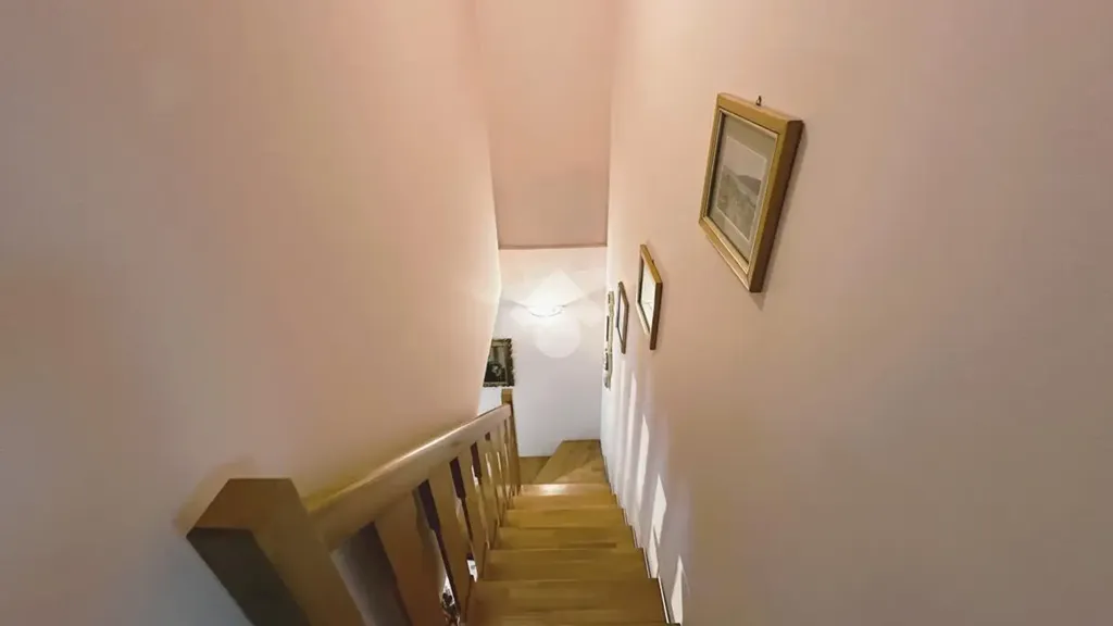 Pièces - Spacious Apartment with Balcony in Vimercate
